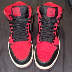 AIR JORDAN 1 MID 'BRED' 2013 VERY RARE